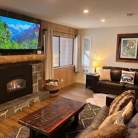 Tastefully Remodeled Condo At Mammoth Ski & Racquet Club, Hot Tub, Garage, 10 Min Walk To Ski Lifts Mammoth Lakes Exterior photo