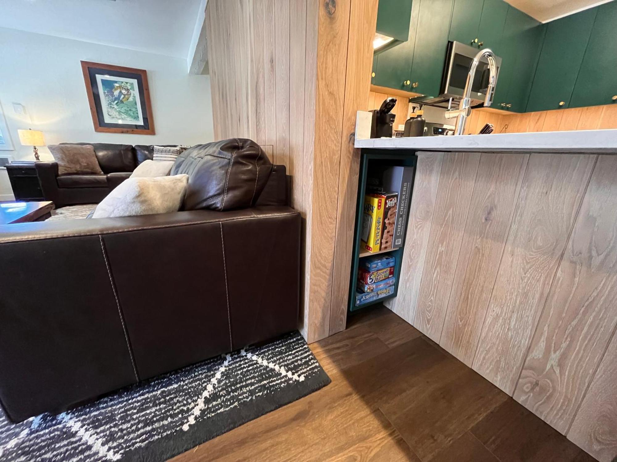 Tastefully Remodeled Condo At Mammoth Ski & Racquet Club, Hot Tub, Garage, 10 Min Walk To Ski Lifts Mammoth Lakes Exterior photo